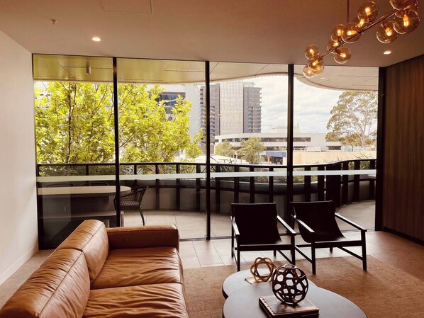 Interior - The Retreat (Box Hill)