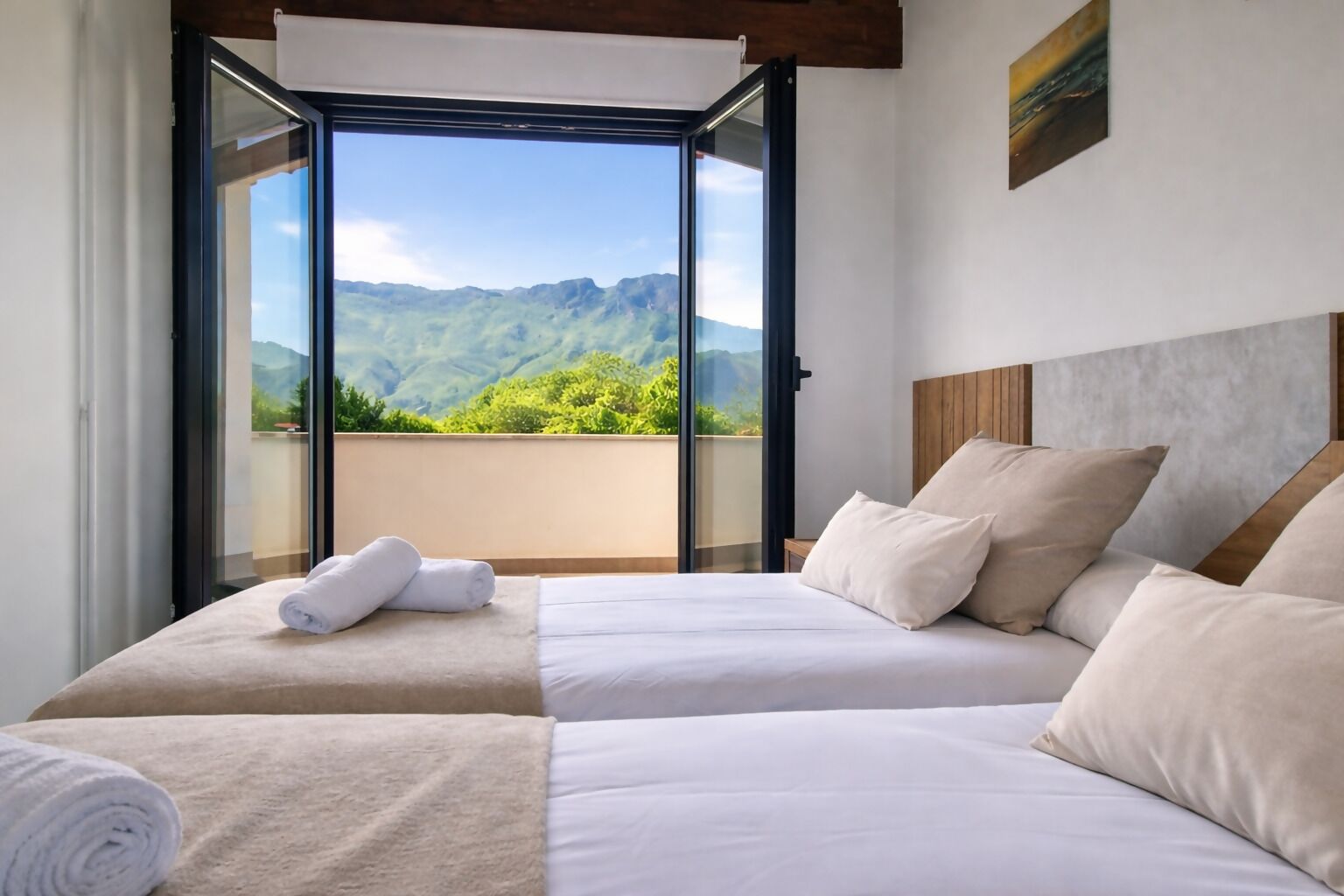 3 bedrooms, iron/ironing board, travel cot, free WiFi