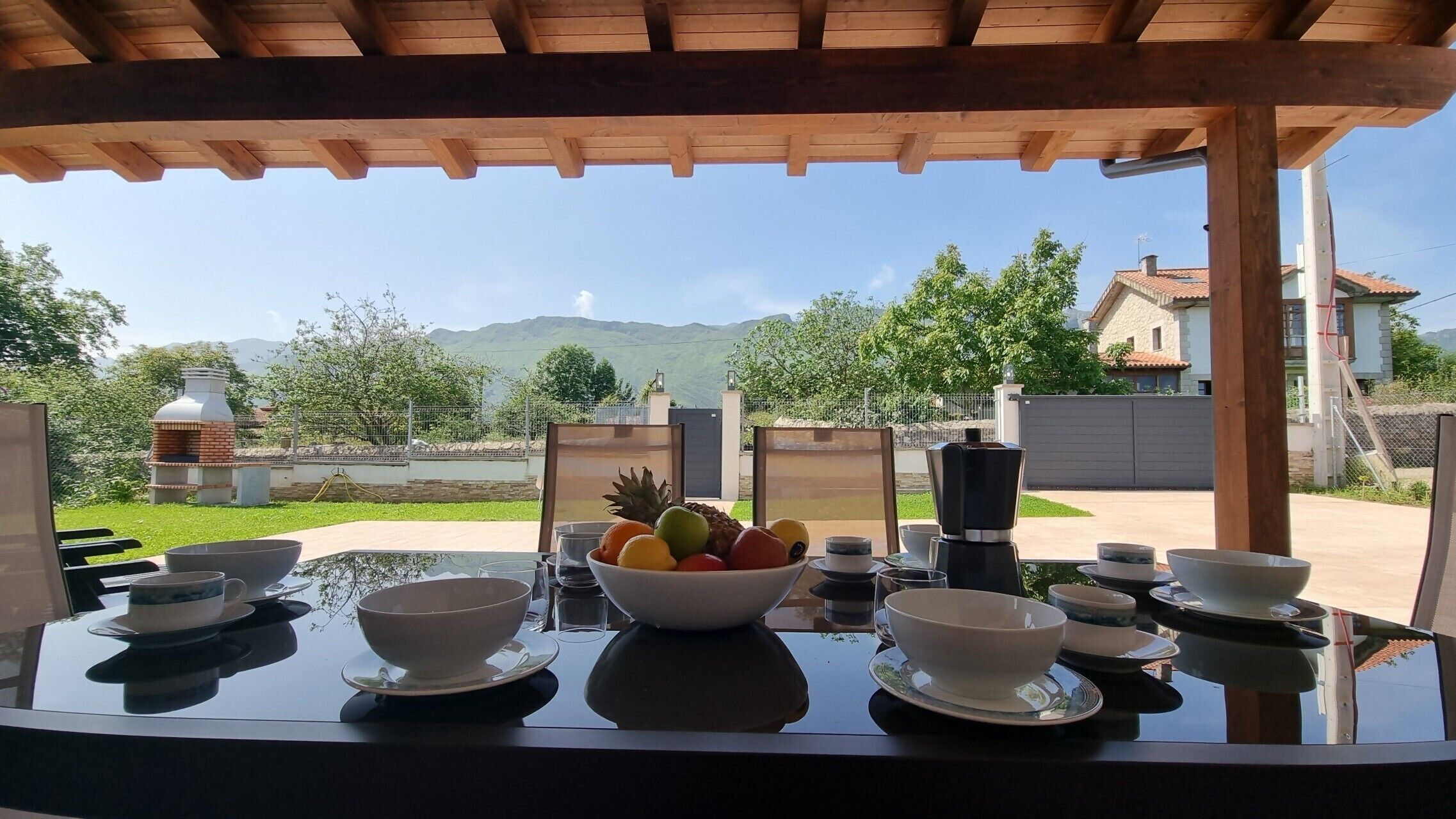 تناول الطعام بالخارج