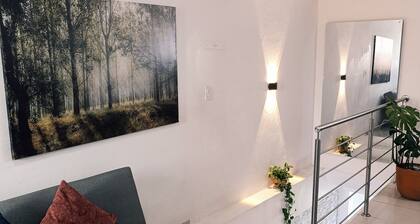 Spacious 2-bedroom cottage in tranquil Doradal Antioquia with AC, WiFi