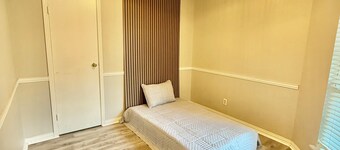 Charming 3-bedroom house in delightful Lewisville with AC, WiFi