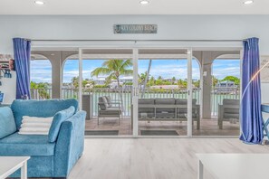 Smart TV, printers - Sailfish Point - Luxury Waterfront Pool Home, 80' Dock (Key Colony Beach)