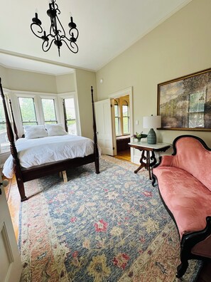 4 bedrooms, iron/ironing board, free WiFi, bed sheets - Charming Victorian Estate with AC, WiFi with water views in East Boothbay (Boothbay)
