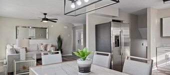 Delightful 5-bedroom house in lovely Decatur IL with AC, WiFi