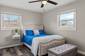 5 chambres, fer et planche à repasser, Wi-Fi, draps fournis