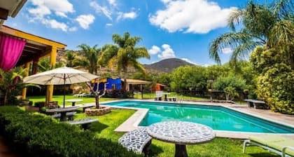 Los Pocitos Cabañas y Hotel