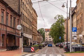 Third-party on-site parking