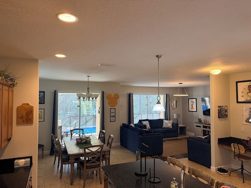 Just Listed! Remodeled! 6-bedroom 5-bath 3290 square feet Close to DISNEY World