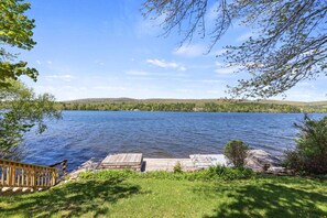 Property grounds - Mac Shores | 5 min to Tanglewood ! • Shared Beach (Stockbridge)