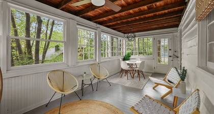 Summer Cottage at The Lake!