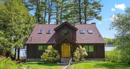 Lakeside Getaway at Goose Pond!