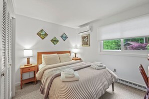 4 chambres, lit de bébé portatif, accès au Wi-Fi (inclus)