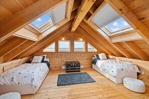 5 bedrooms, iron/ironing board, travel cot, free WiFi