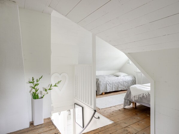 2 bedrooms, Internet