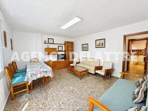 TV - Semi-detached Villa for Sale in Peníscola, Great Location (Peníscola/Peñíscola)