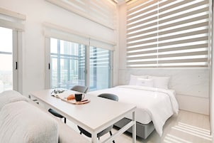 Wifi gratis y ropa de cama 