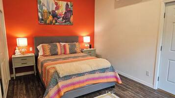 1 slaapkamer, een bureau, een strijkplank/strijkijzer, gratis wifi