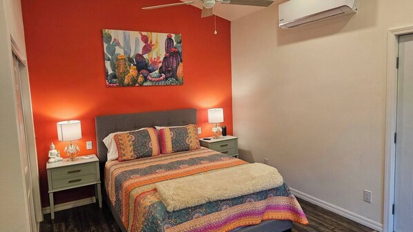 1 habitación, escritorio, tabla de planchar con plancha y wifi gratis 