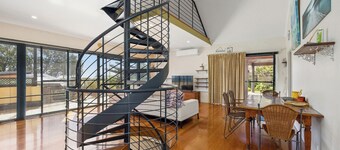 Beachside Retreat: 3  BR, 2  BA House in Lancelin, Sleeps 6