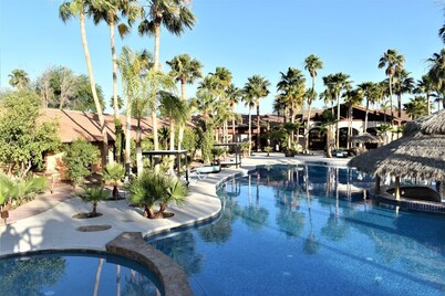 Hacienda Monarcas Resort