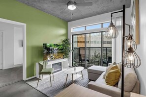 Fernseher, Arbeitsbereiche