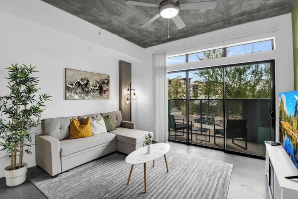 Fernseher, Arbeitsbereiche