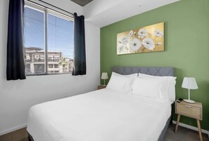 3 soverom, strykejern/-brett, wi-fi og sengetøy