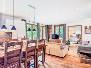 Living area - Bellentre Chalet le Pommier 5 by Interhome (La Plagne)