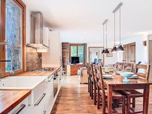 Private kitchen - Bellentre Chalet le Pommier 5 by Interhome (La Plagne)