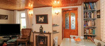 LEHANMORE HOUSE, pet friendly in Allihies, County Cork