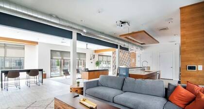 Fullcondo-nearSkiResorts-Sleep3-Hotub-fastWiFi-Gym 15mintSLCairport -free Garage