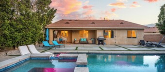 Estrella Escape, Pool, Spa & Game Room Fun