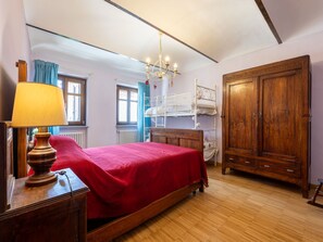 2 عدّة غرف نوم