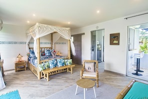 Deluxe Studio, Partial Sea View | Free WiFi