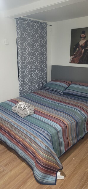 3 bedrooms, iron/ironing board, WiFi, bed sheets - Charming 3-bedroom house 5 minutes from HardRock Casino & 7 minutes from beach (Hollywood)