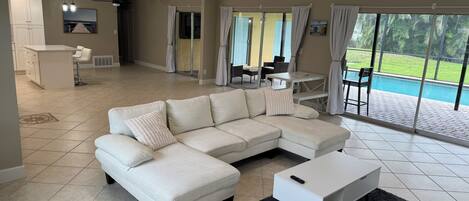 Smart-TV, Stereoanlage