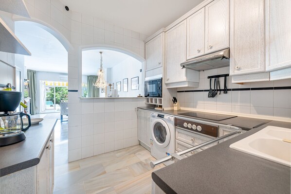 Fridge, microwave, oven, dishwasher