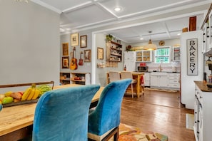 Microonde, forno, piano cottura, lavastoviglie