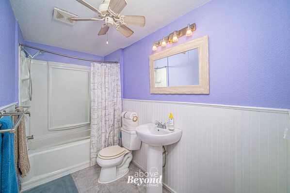 Hair dryer - Balmy Blue Beachy Bungalow (Corpus Christi)