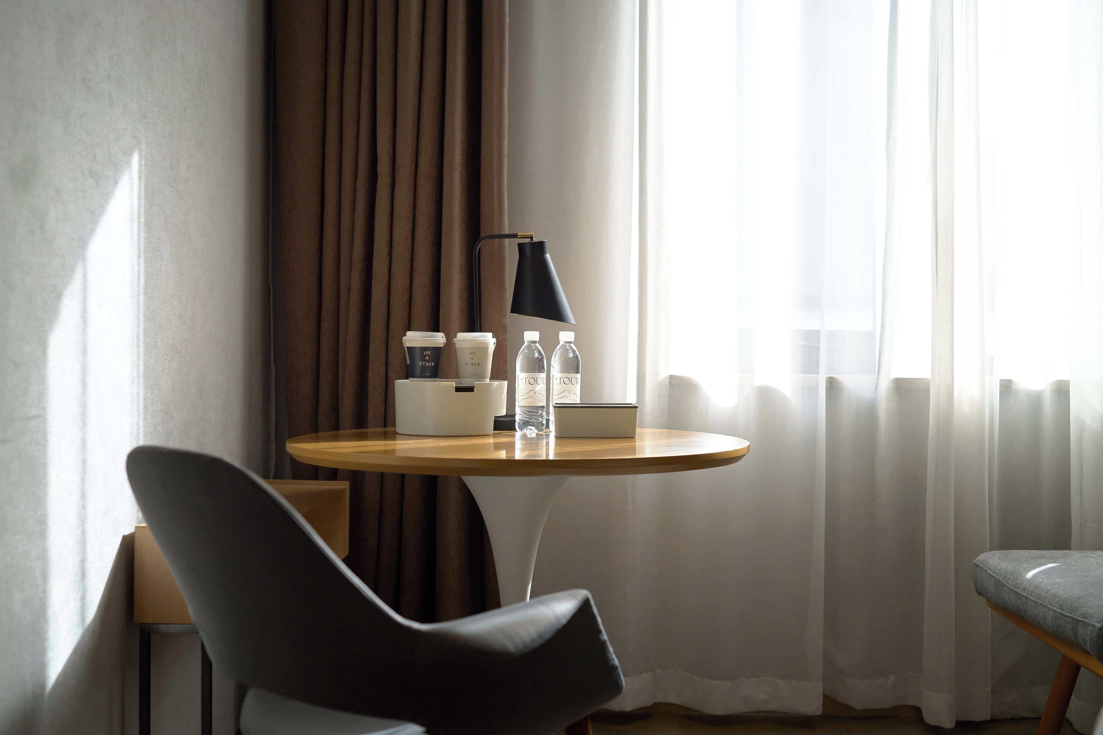 Premium bedding, down duvets, free minibar, soundproofing