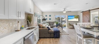 Boat, Kayak & Relax: Stunning Waterfront Home w/ Sunsets and Direct Gulf Access