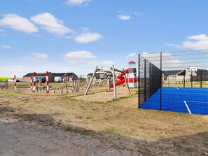 บ้านพัก | สนามกีฬา