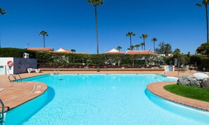 Udendørs pool