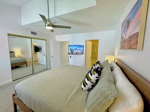 2 bedrooms, desk, iron/ironing board, travel crib
