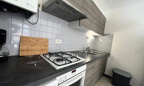 Spacious Nest With Sea View