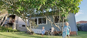 Blue Swimmer Shack - Waterfront Views at Red Rock