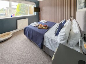 2 bedrooms, free WiFi