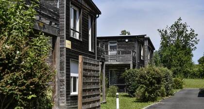 4 Room Duplex Apartment 8 People