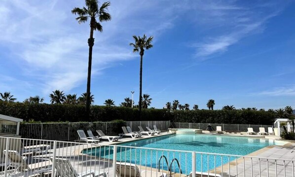 Outdoor pool - Studio for 4 People (Fréjus)