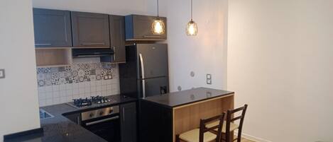 Microwave, oven, coffee/tea maker, electric kettle